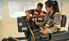  Trainee at PT Freeport Indonesia on an Immersive Technologies IM360 simulator with LHD R1600G Conversion Kit