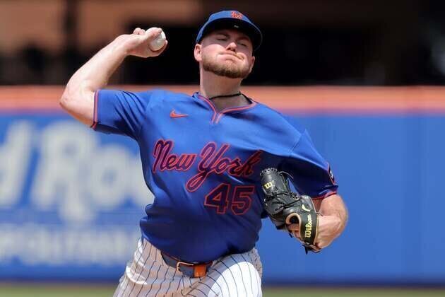 Mets place RHP Christian Scott (hip) on 15-day injured list