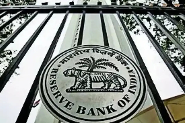 RBI opens a dollar swap window to help hedge foreign borrowings