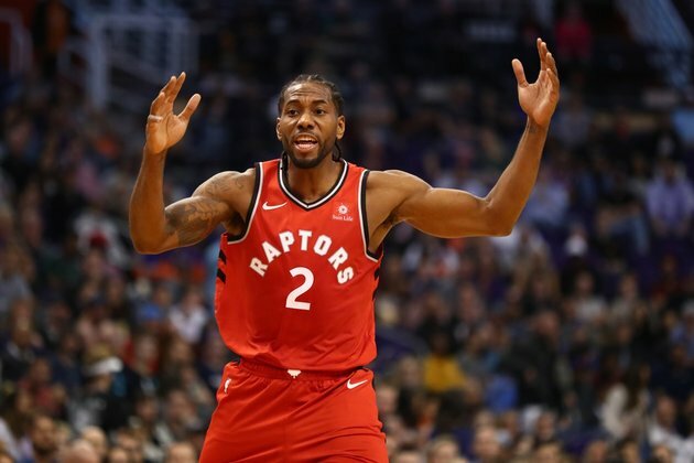 Kings host Raptors in battle of hot teams