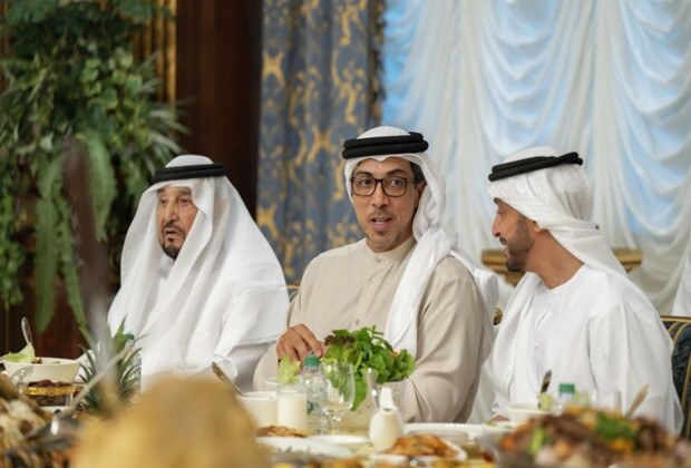 Mansour bin Zayed attends Ramadan Iftar banquet hosted by Mohammed bin Butti Al Hamed