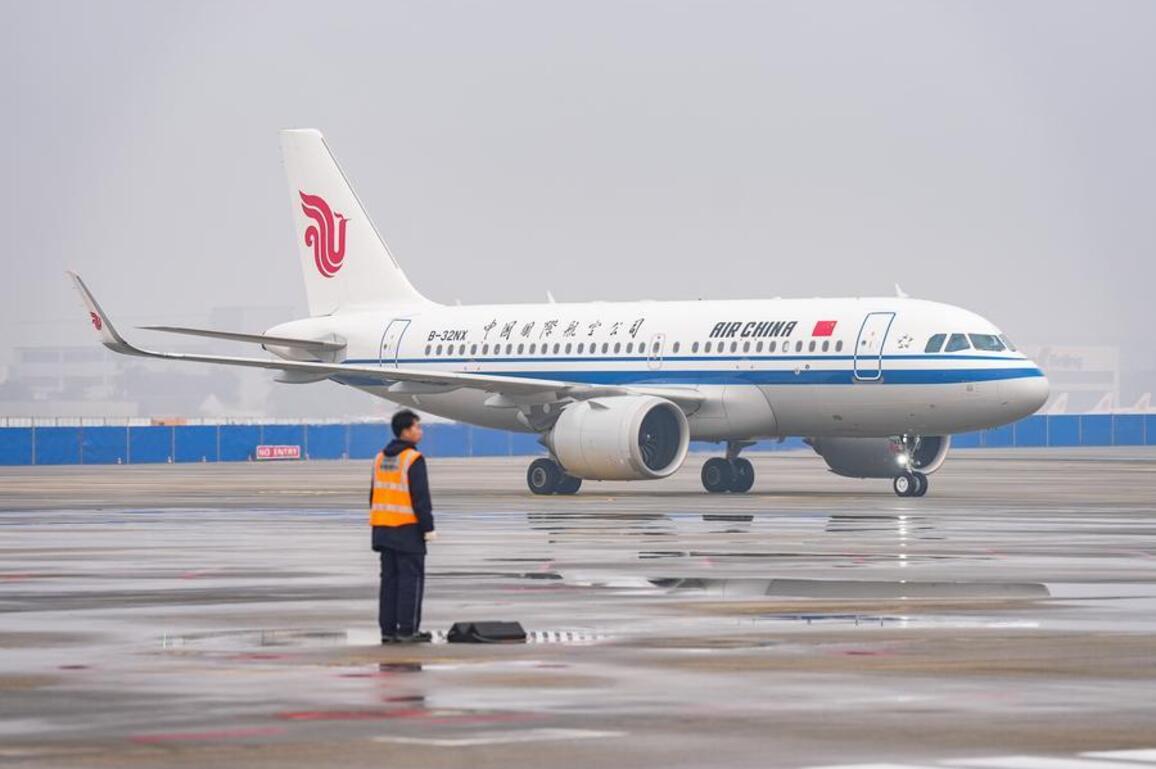 Economy&Life | Passenger throughput of Chengdu International Aviation Hub exceeds 90 mln in 2025