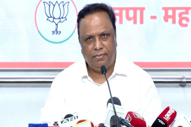 "You only see Hindu, Marathi duplicate voters, not Muslims": BJP's Ashish Shelar slams Uddhav, Raj Thackeray