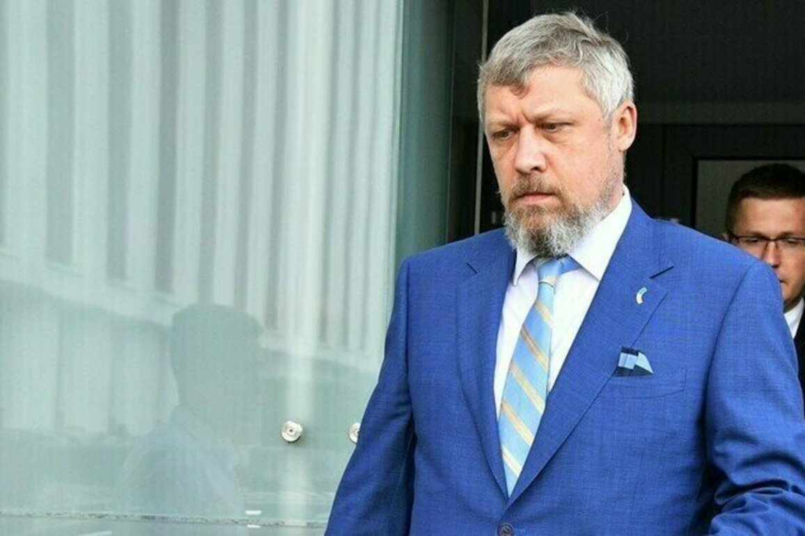Ukrainian diplomat sentenced in absentia for kill Russians remark