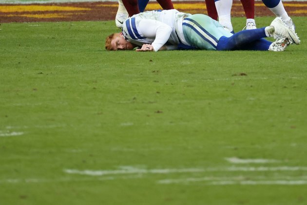 Cowboys QB Dalton enters concussion protocol
