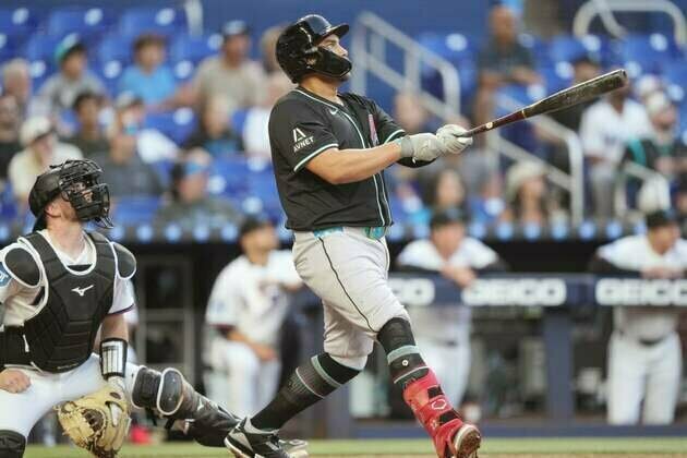Diamondbacks ride four homers to win over Marlins