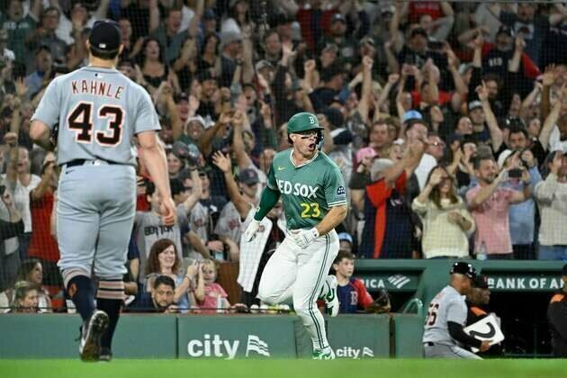 Red Sox in playoffs, while tumbling Tigers look to earn berth