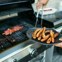 Can meat really protect against cancer-related deaths, as a new study indicates?