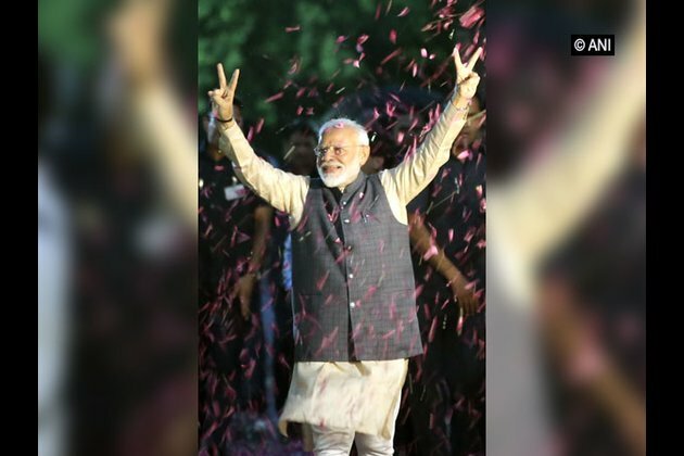 Congratulatory messages continue to pour in for PM Modi