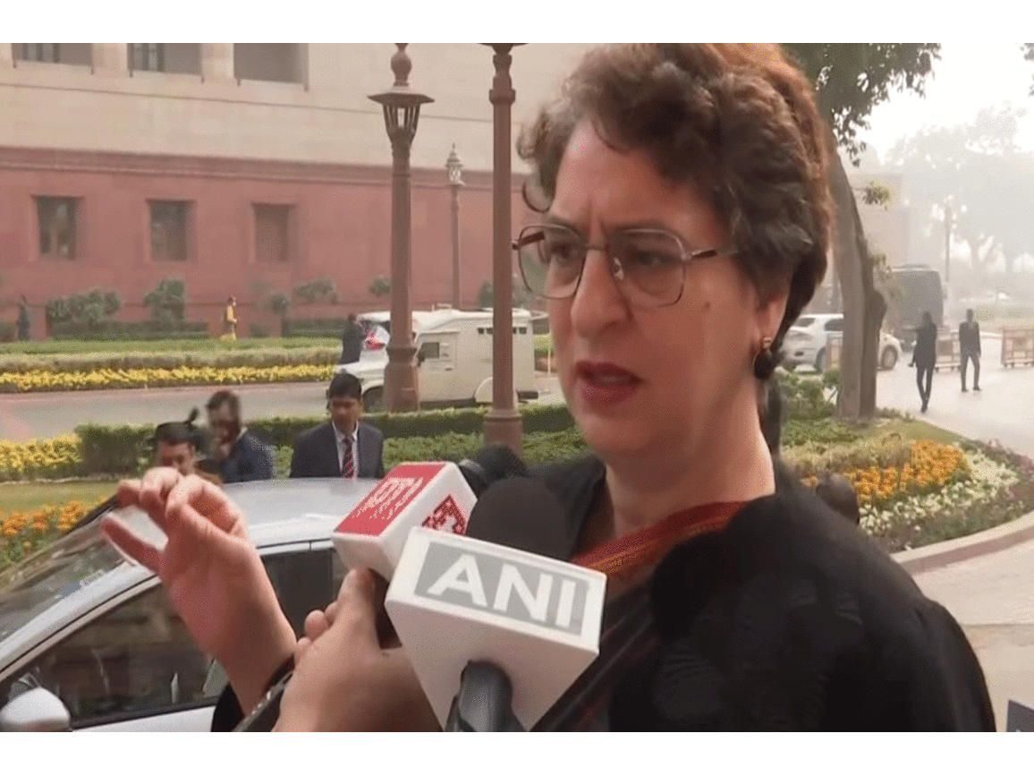 Air pollution should be discussed in next Parliament session: Priyanka Gandhi