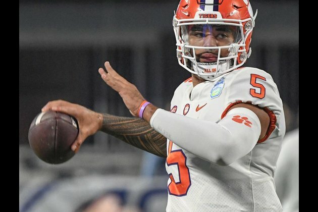 Clemson QB DJ Uiagalelei enters transfer portal