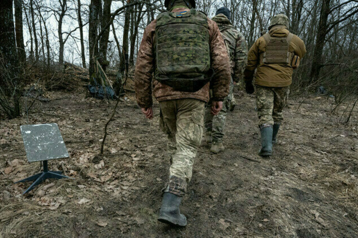 Starlink is backbone of Ukrainian military  Musk