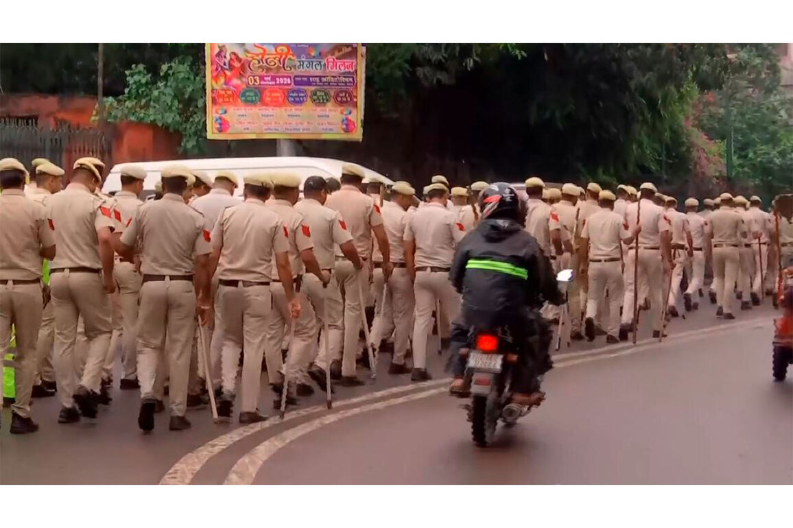 Delhi Police tightens security around Jama Masjid ahead of Eid-ul-Fitr