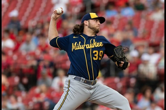 Fresh off 5-1 trip, Reds aim to gain on first-place Brewers