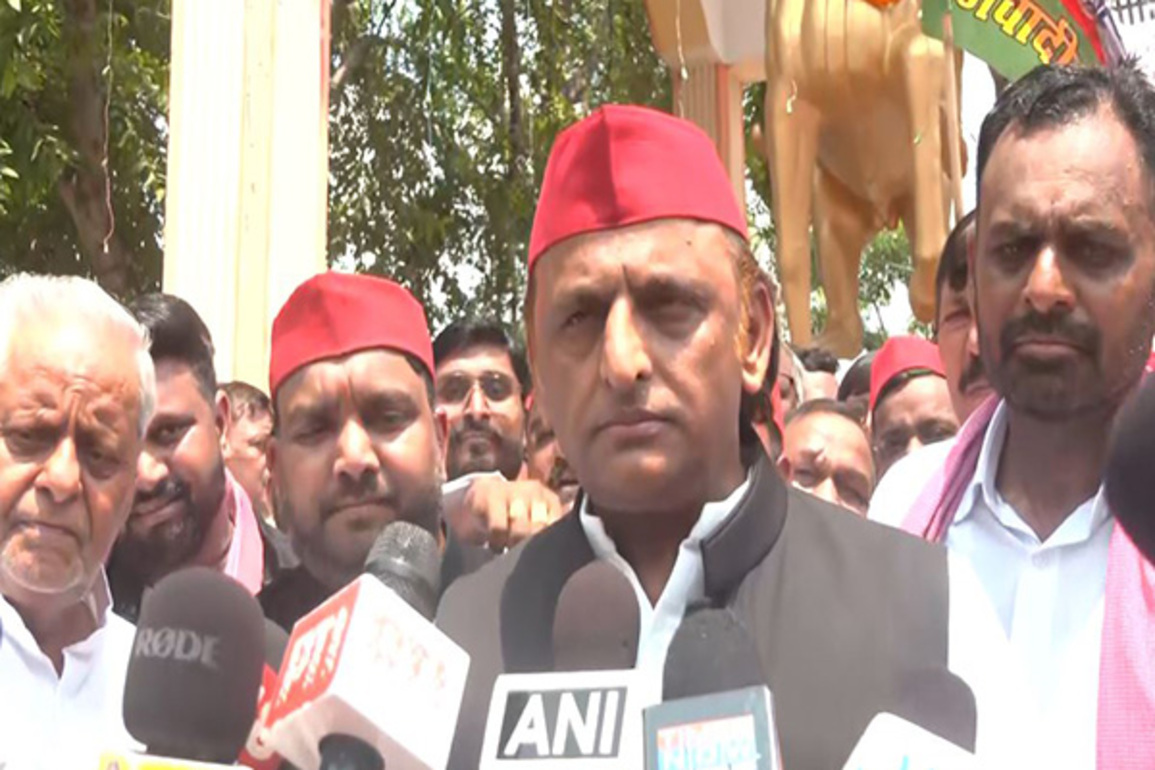 Don't think you are alone, support of crores will be your shield: SP's Akhilesh Yadav calls on ECI to "walk path of truth"