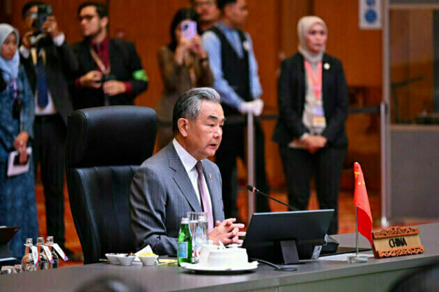 Chinese FM attends ASEAN Plus Three Foreign Ministers' Meeting