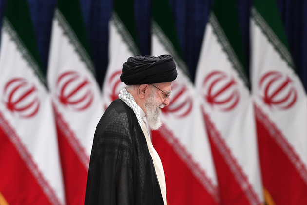 FOCUS | Trump says Iran's supreme leader "dead" following U.S.-Israeli strikes