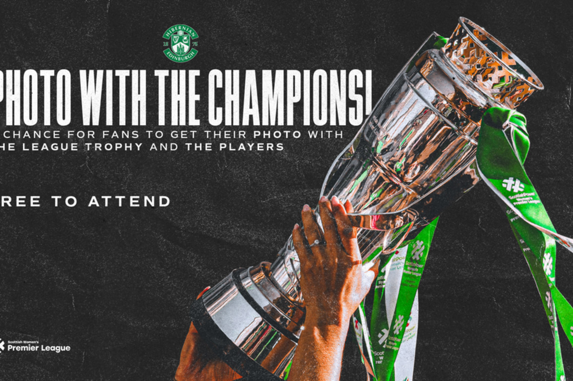 Hibernian FC - Get Your Photo With The Champions!