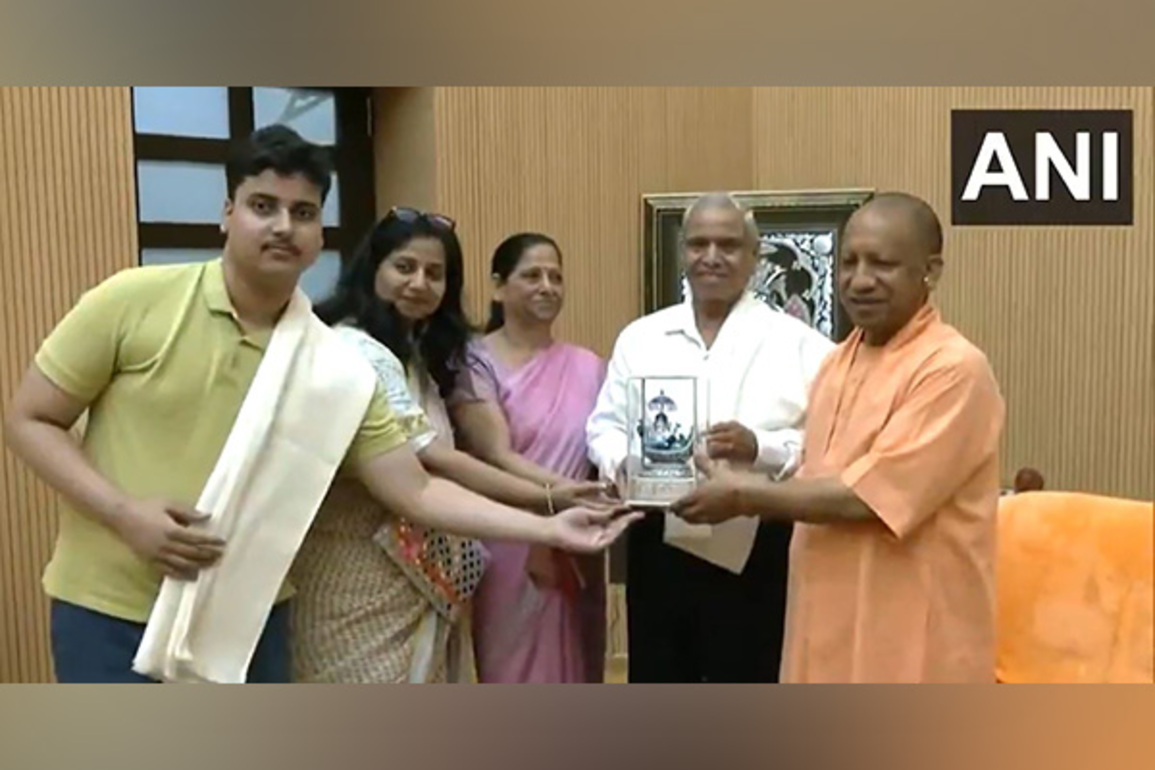 UP: Family members of Axiom Mission 4 pilot Shubhanshu Shukla meet CM Yogi in Lucknow