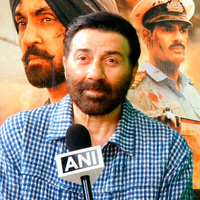 "Jaise waqt thama hua hai...bahut pyaar mila": Sunny Deol on 'Border 2' success, getaway trip to Manali
