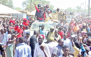 Bobi Wine ayise mu musisi okukuba kampeyini mu Amuru