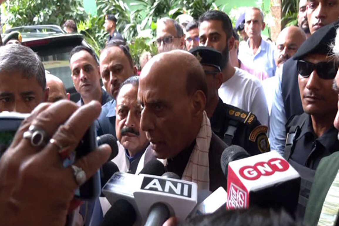 "All patients are out of danger": Rajnath Singh in J-K after meeting with those injured in Kishtwar cloudburst