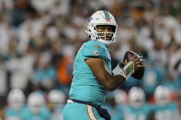 Tua Tagovailoa stretchered off field after hit vs. Bengals