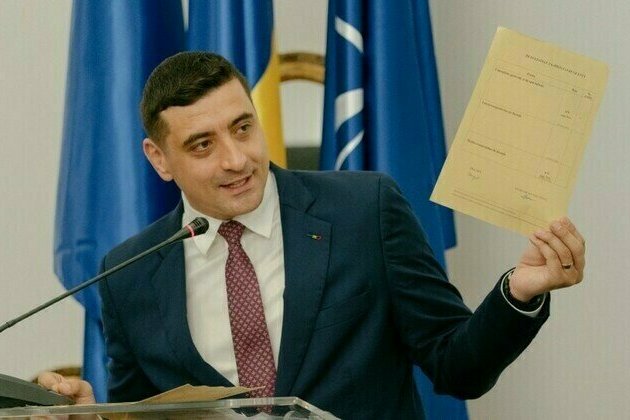 Romanian presidential frontrunner slams authoritarian Macron