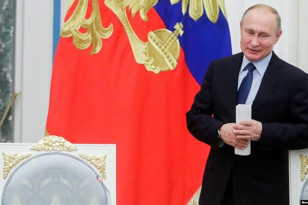 &#039;Neanderthal Russophobes&#039;: Kremlin Complaints Turn To Language