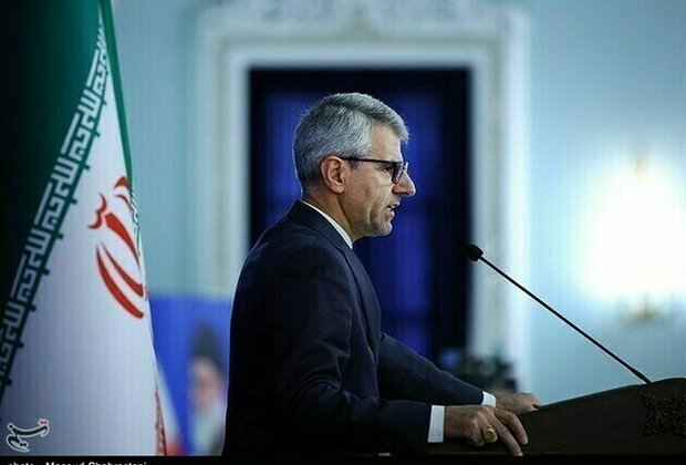 Iran Condemns US, UK Attacks on Yemen