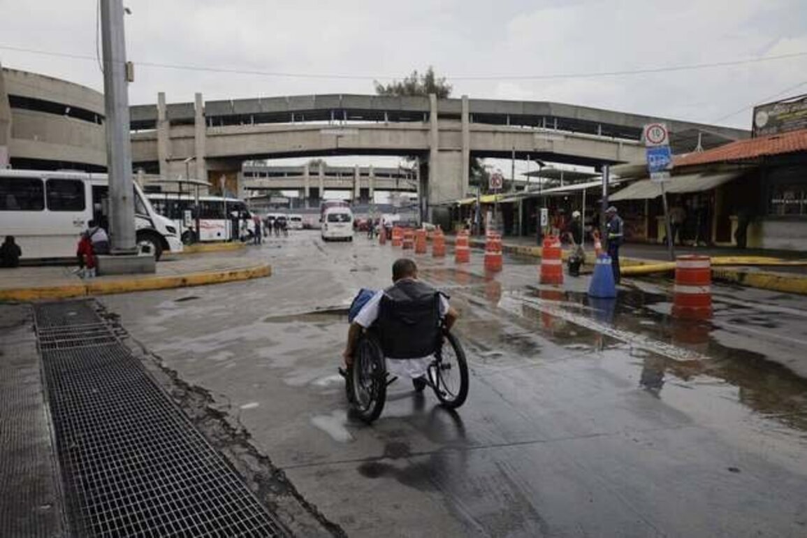 Mexico City: Proposed Public Care System Lacking Disability Rights