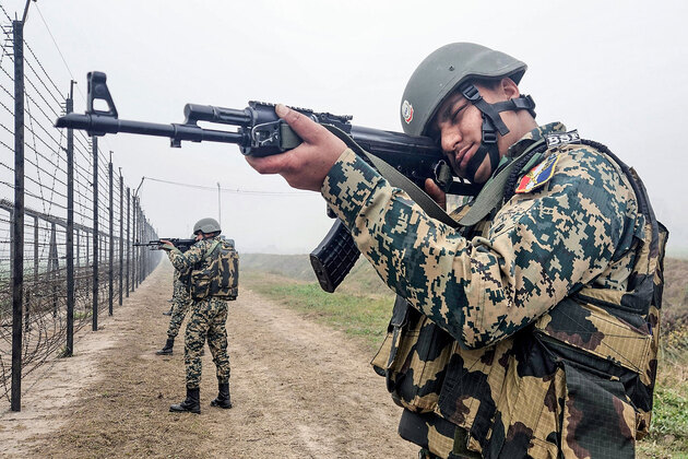 BSF to launch 'operation Sard Hawa' along Jammu, Rajasthan borders with Pak ahead R-Day