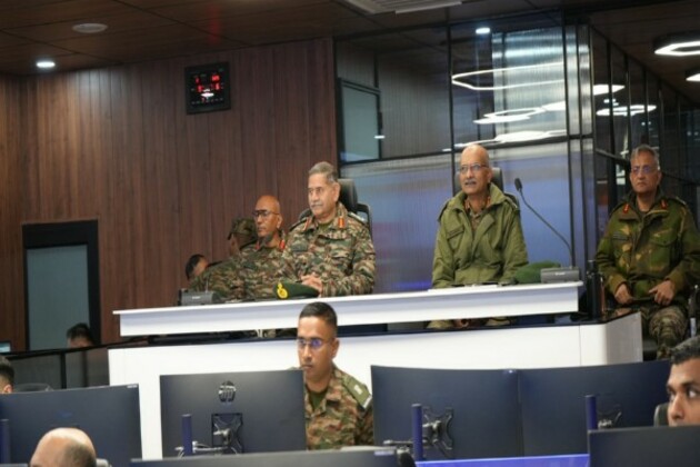Army Chief Gen Upendra Dwivedi reviews operational preparedness of Vajra, Dagger Divisions