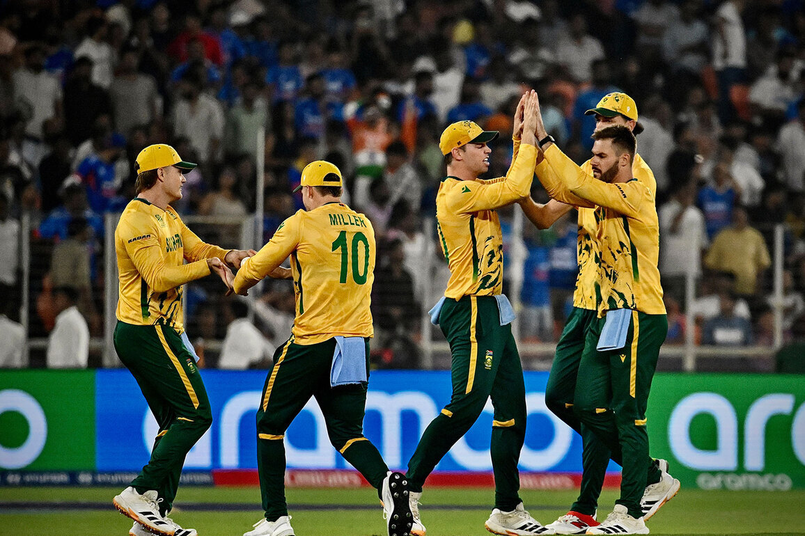 T20 WC: New Zealand win toss; opts to field vs South Africa in semi-final