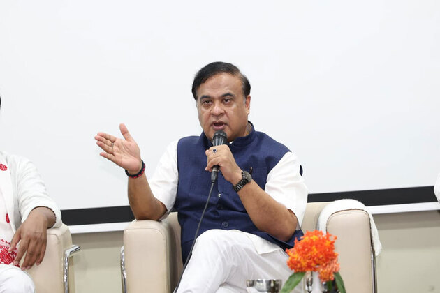 Assam CM visits North East Skill Centre, interacts with trainees of CM Flight scheme