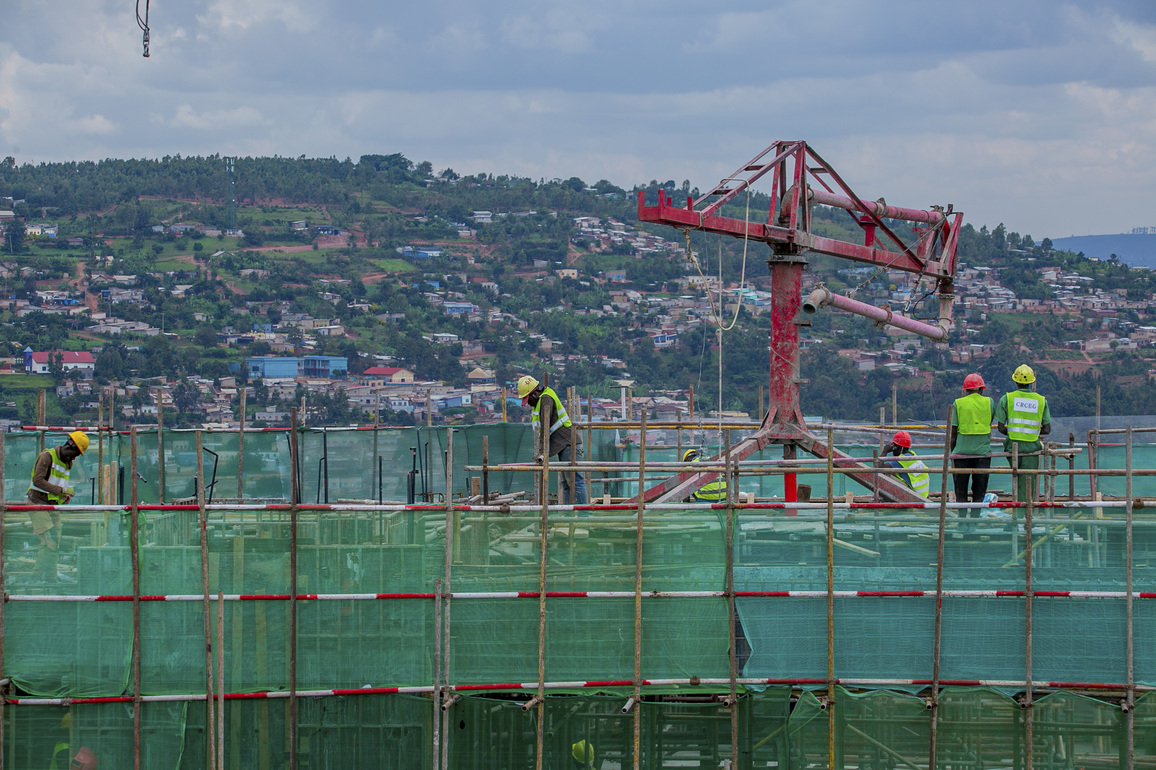 RWANDA-KIGALI-FINANCIAL AND BUSINESS SQUARE-TOPPING-OUT