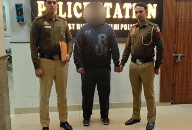 Man who blackmailed women arrested by Delhi cyber police