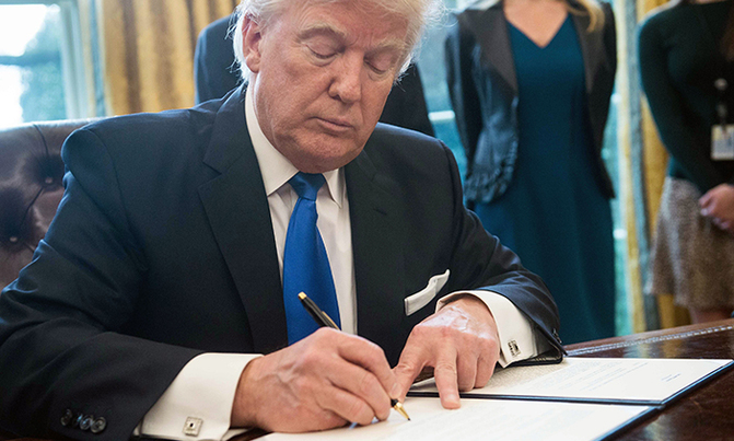 Travellers so far blocked by Trump travel clampdown Travellers so far blocked by Trump travel clampdown