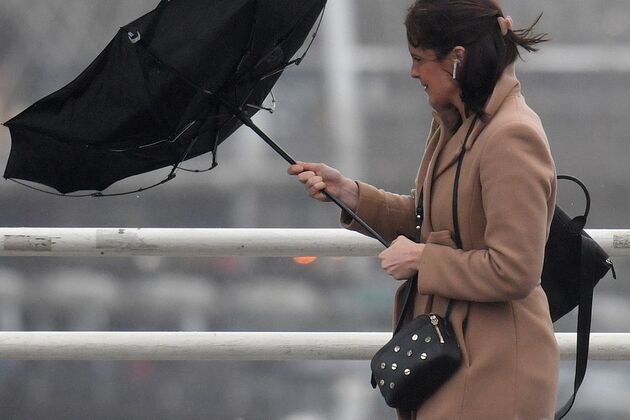 Exact time Storm Floris set to batter Scotland as upgraded amber warning issued