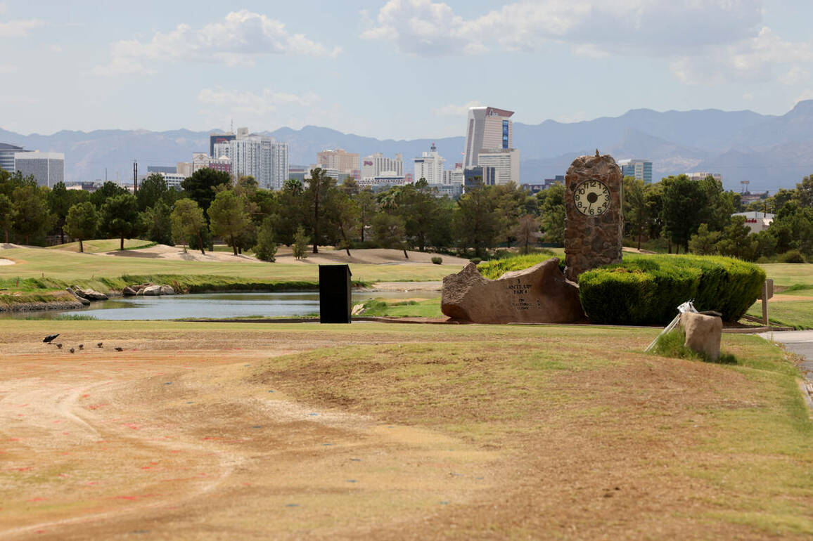Las Vegas golf course redevelopment vote pushed back - Las Vegas   and Government