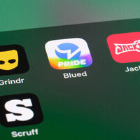 Apple scraps gay dating apps from Chinese market media