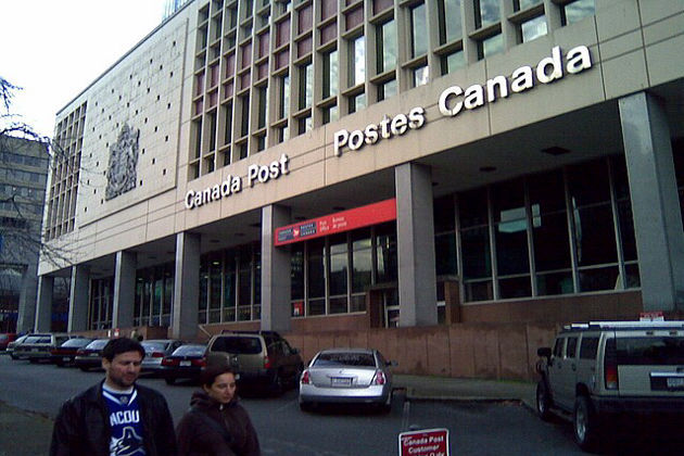 Canada Post workers stage walkout after plan to overhaul mail service