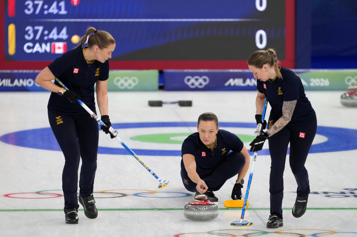 (MICO2026)ITALY-CORTINA D'AMPEZZO-OLYMPIC WINTER GAMES-CURLING-WOMEN-ROUND ROBIN-SWE VS CAN