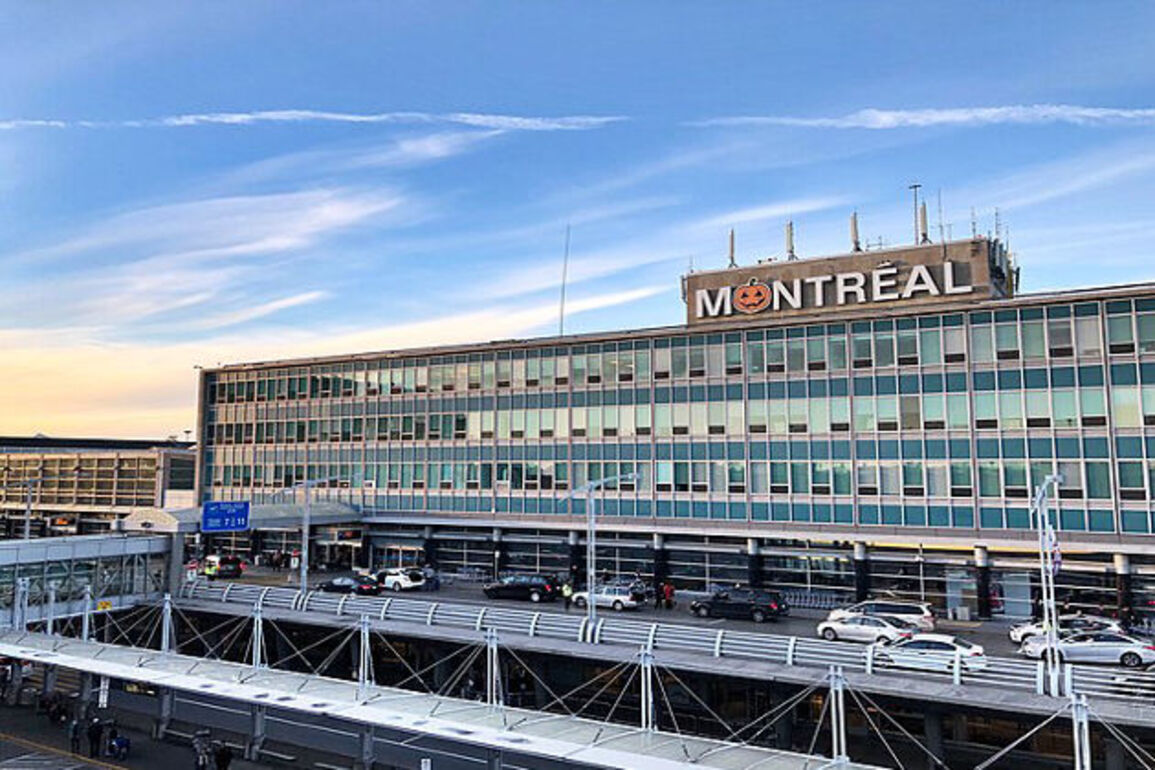 Canadian government weighs next move in unprecedented airline strike