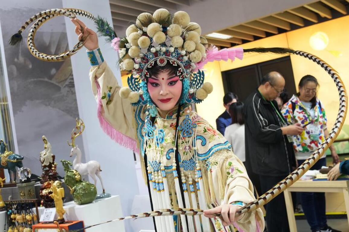 InPics | CIIE fosters exchange of cultures and ideas between China and the world