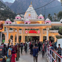 J-K: Shrine Board consults Banganga-Charanpaduka stakeholders to boost pilgrim footfall, track experience