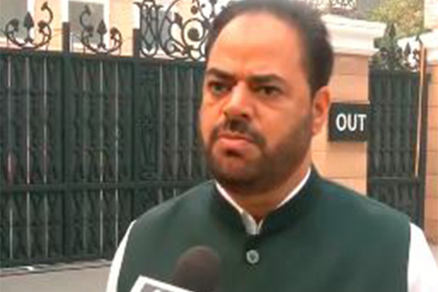 "Gradually reduced funding for MGNREGA scheme": Congress leader Vikas Rasool slams Modi govt