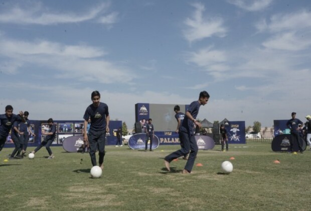 Gujarat Titans bring Season Two of 'Junior Titans' to Palanpur; gets enthusiastic response from children