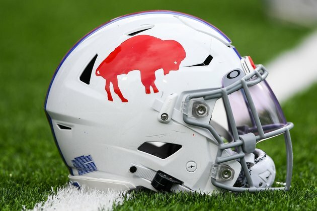 Bills linebacker great Stratton dies at 78