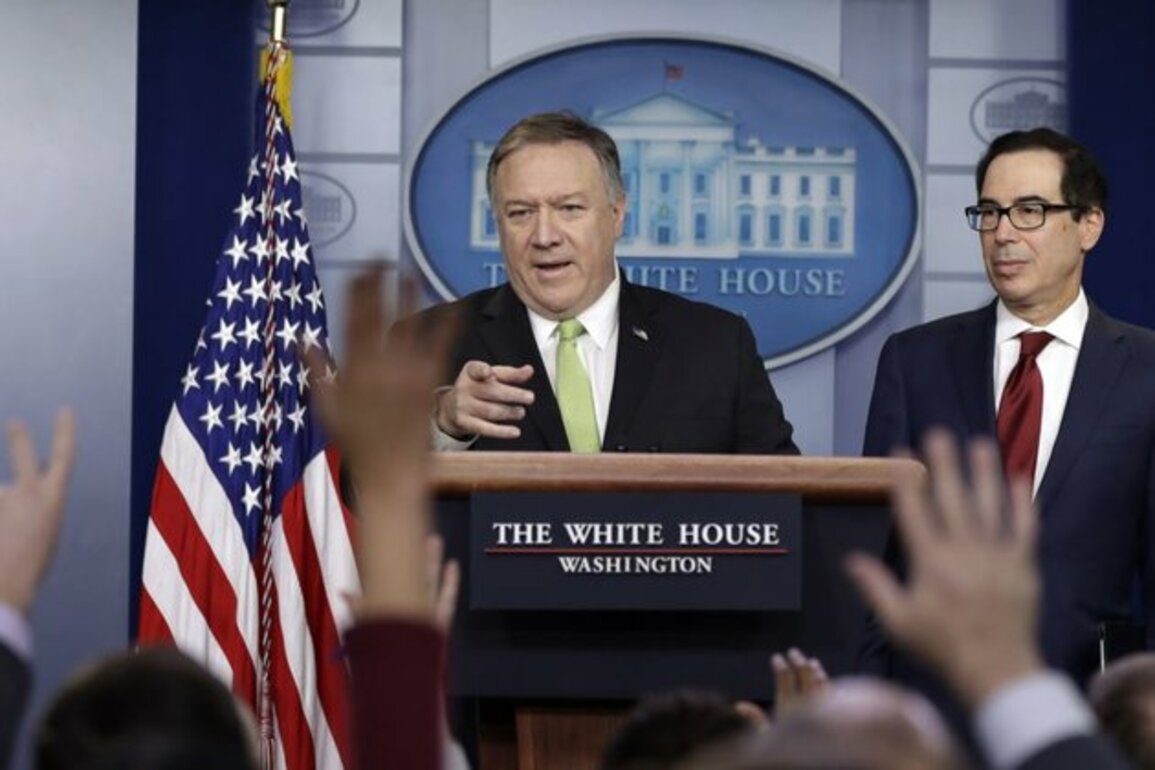 Pompeo Says Iraqi Leaders Privately Want U.S. Troops To Remain